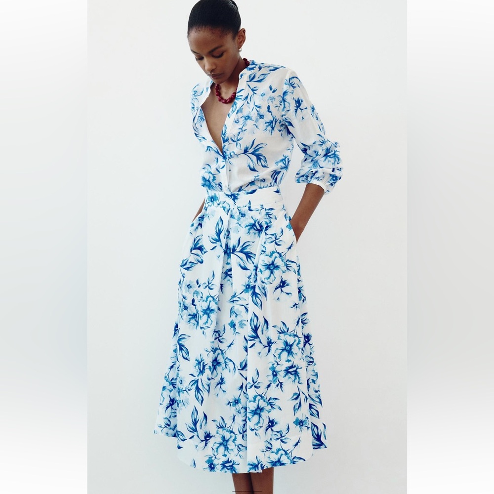 Two-piece floral set include top and skirt